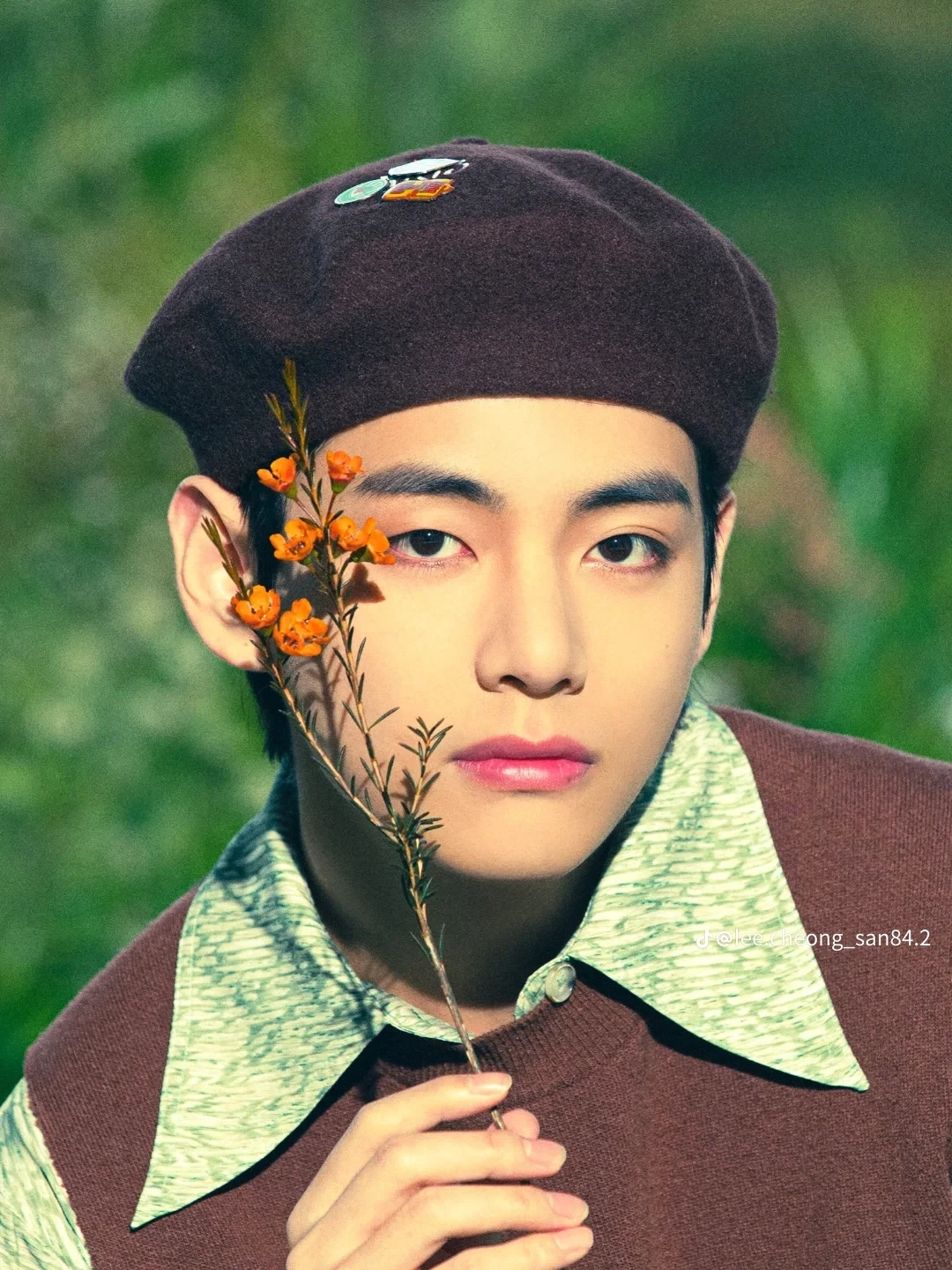 kim taehyung thumbnail