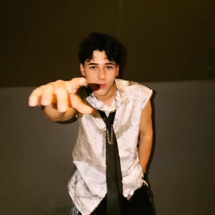 Efe Şan thumbnail