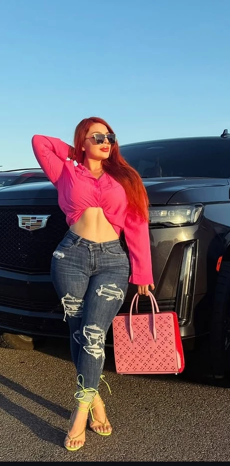 Bárbara (sugar mommy) thumbnail
