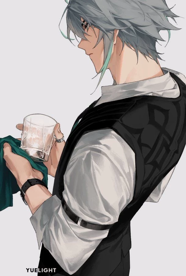Alex - Bartender thumbnail