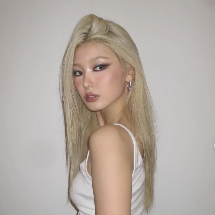 Jeung Yoonchae thumbnail