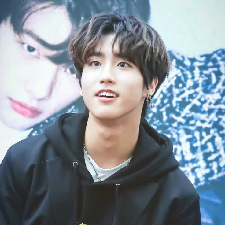 Han Jisung thumbnail