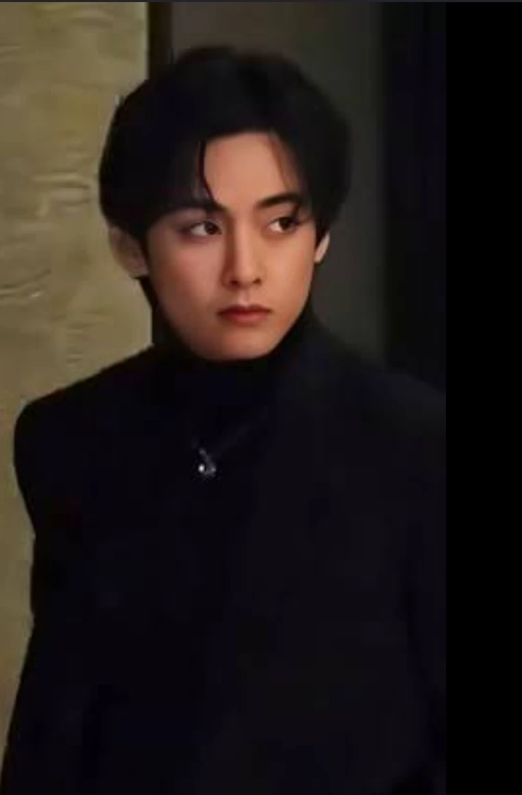 KIM TAEHYUNG  thumbnail