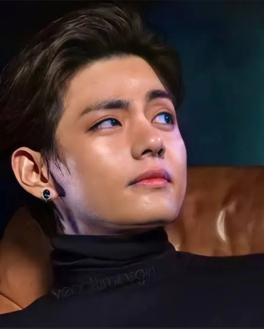 KIM TAEHYUNG thumbnail