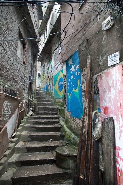 favela thumbnail