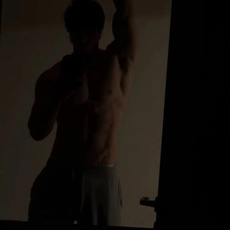 Adrian Rossi thumbnail
