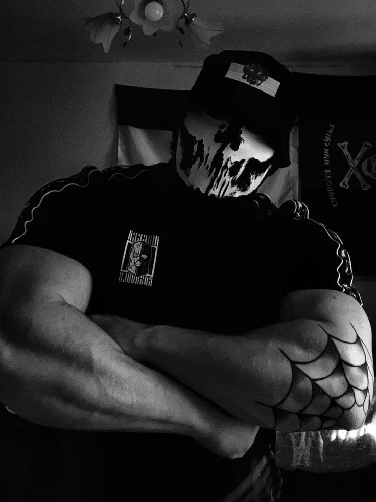 Viktor + Nikolai. thumbnail