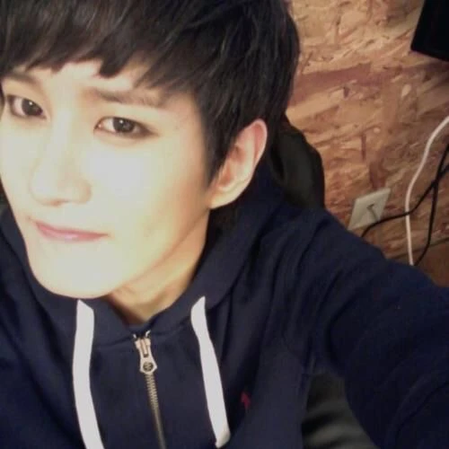 lee minhyuk (block b) thumbnail