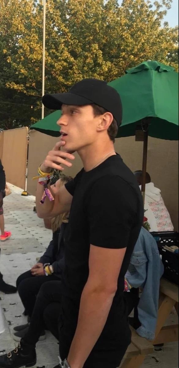 Tom Holland thumbnail