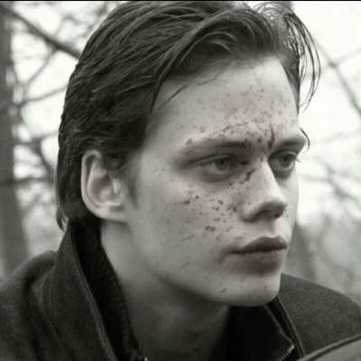 Bill Skarsgård thumbnail
