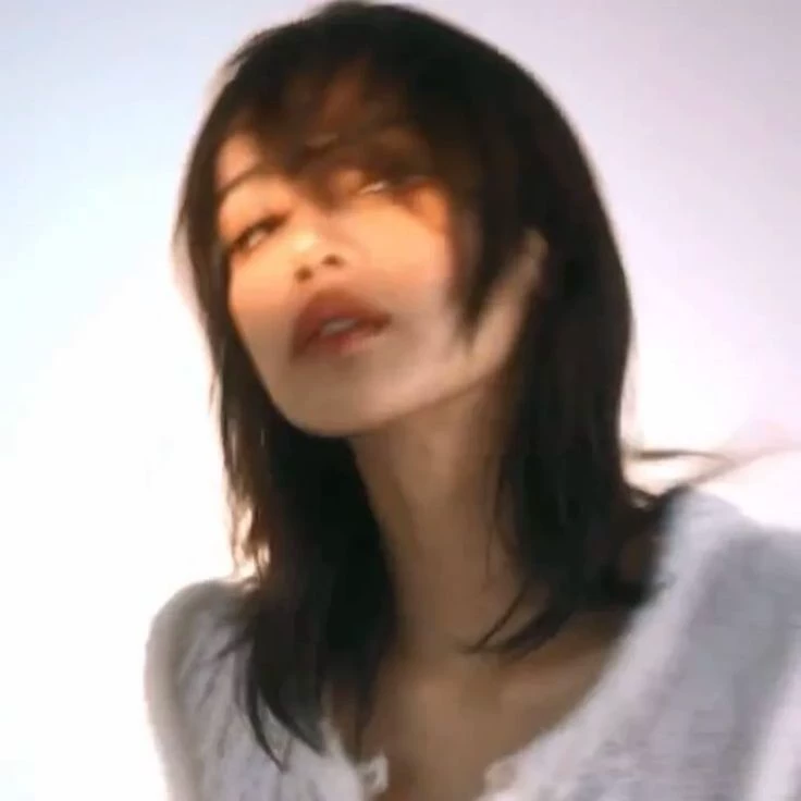 Lalisa Manoban. thumbnail