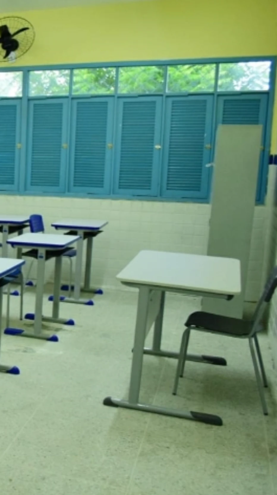 Scary school thumbnail
