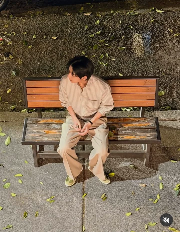 Kim Taehyung. thumbnail
