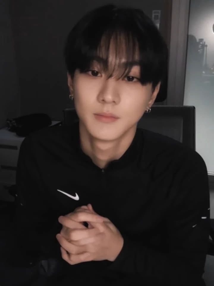 Yang Jungwon thumbnail