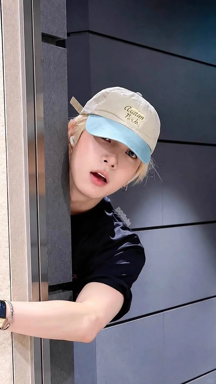 Lee Heesung thumbnail