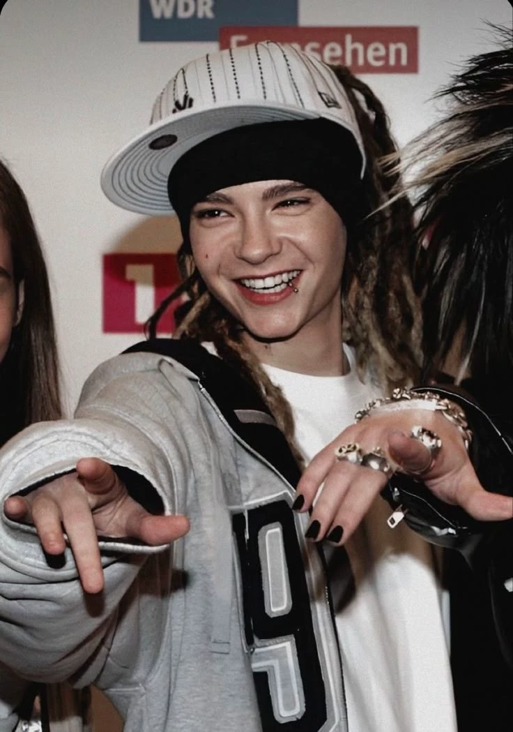 Tom Kaulitz thumbnail