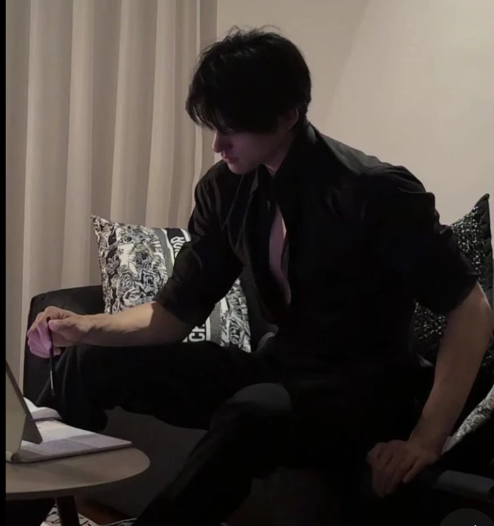 Alexander Vincent thumbnail