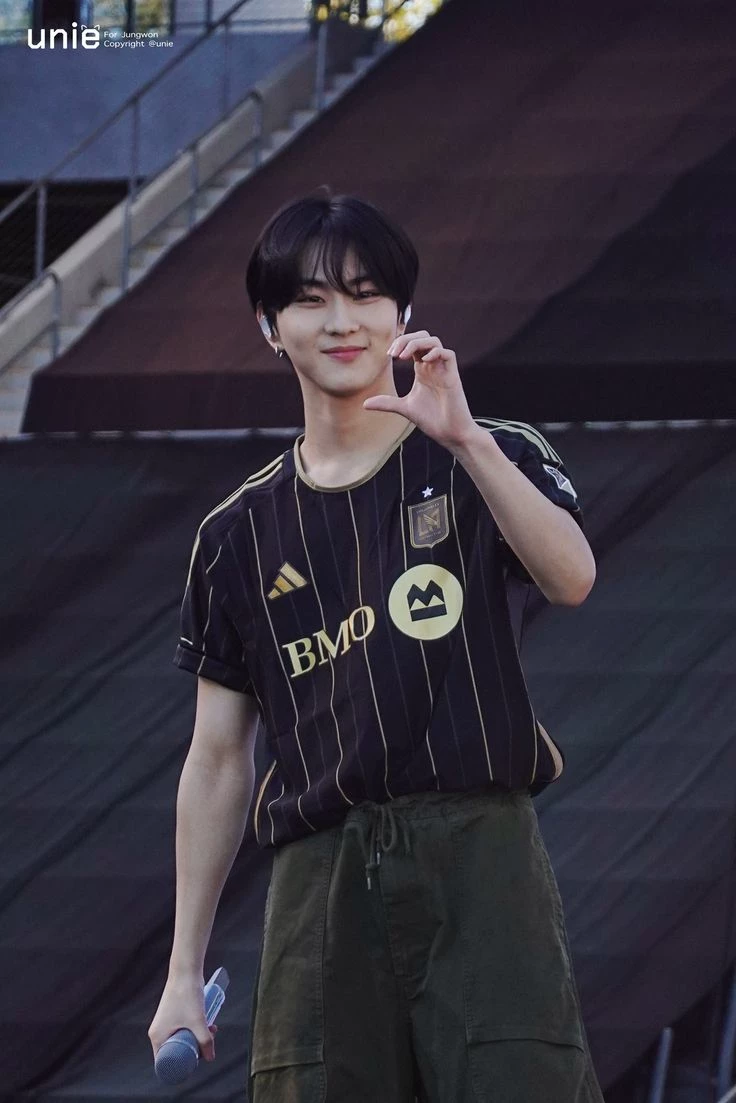 Jungwoon thumbnail