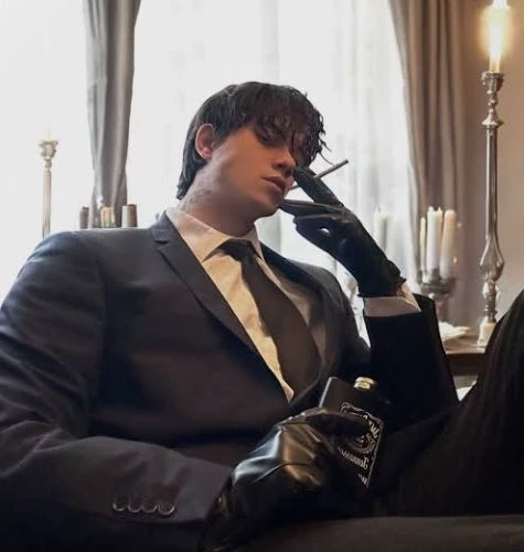 Mafia husband ( cute wife ) thumbnail