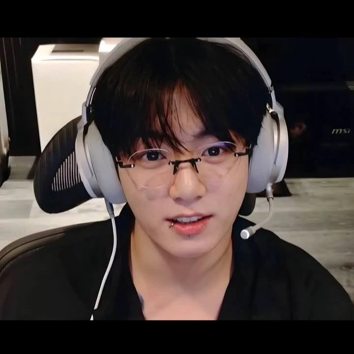 Jungkook thumbnail