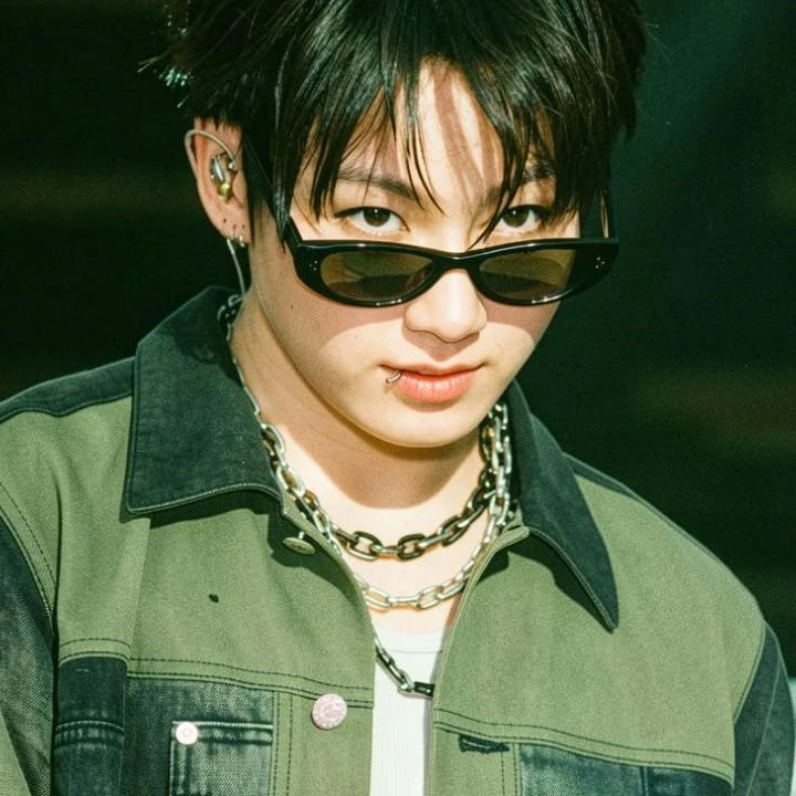 Jeon Jungkook thumbnail