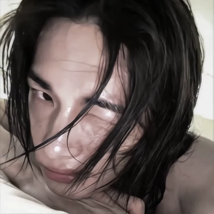 Hwang Hyunjin  thumbnail
