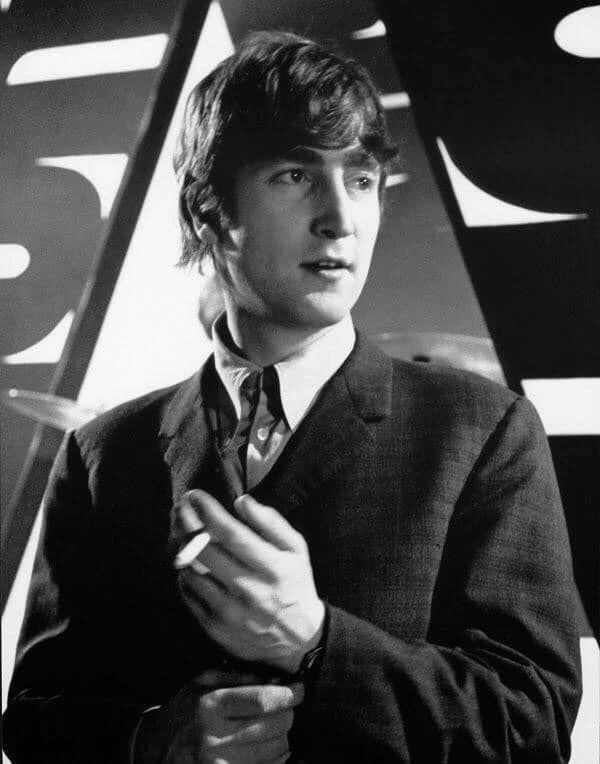 [✿] John Lennon thumbnail