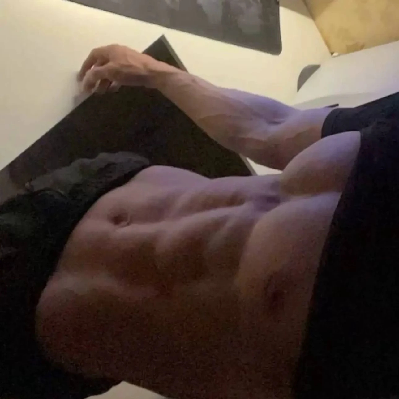 Leo (BL/mlm) thumbnail