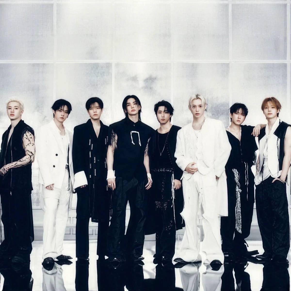SKZ - their princess thumbnail