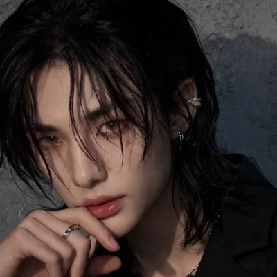 Hyunjin  thumbnail