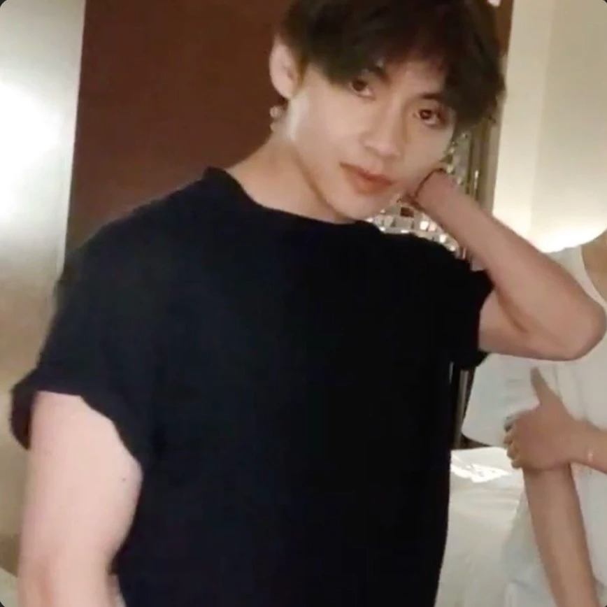 Taehyung thumbnail