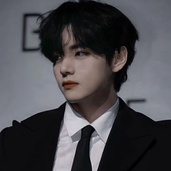 Kim Taehyung thumbnail