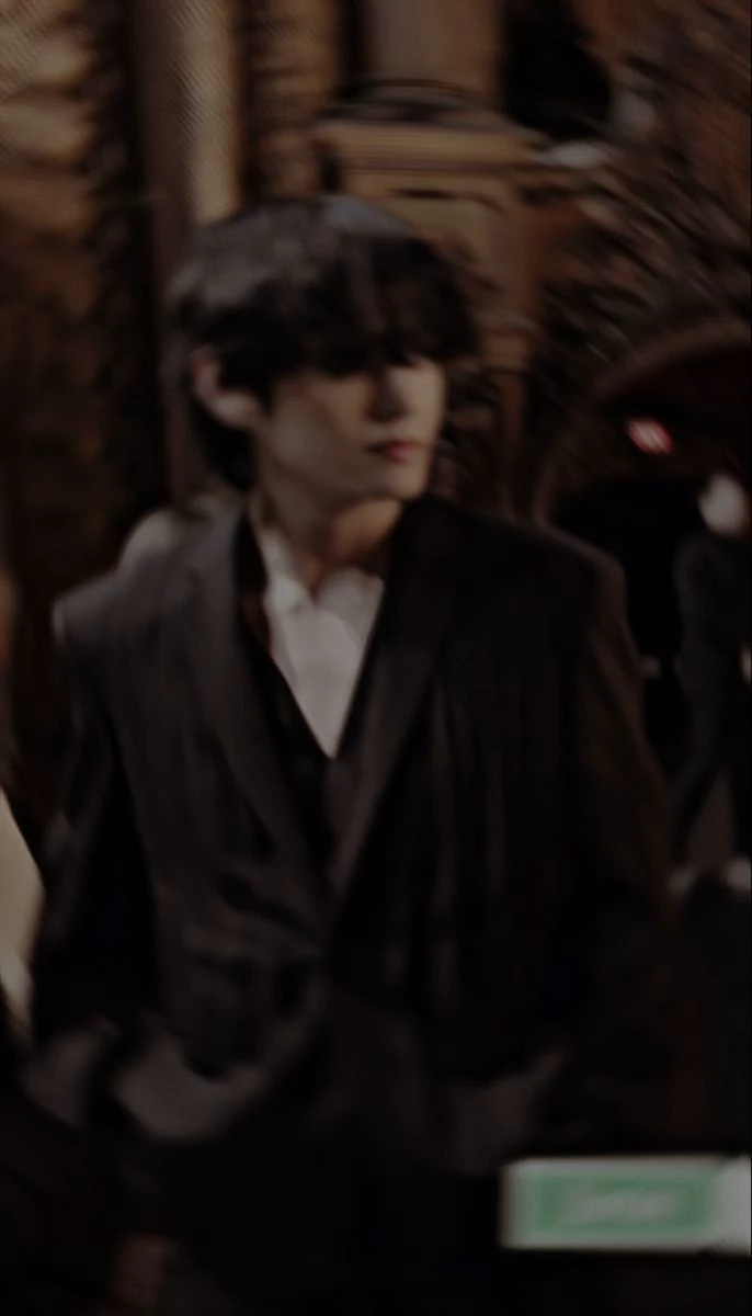 Kim Taehyung (contract husband)  thumbnail