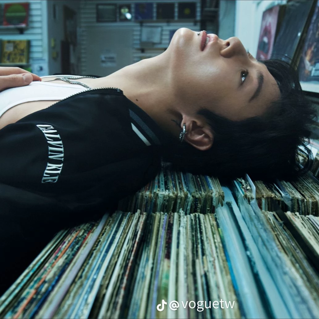 Jeon Jungkook thumbnail