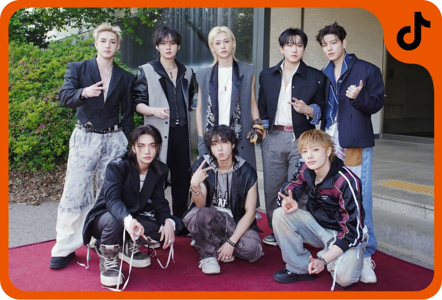 stray kids-bl-pick me thumbnail