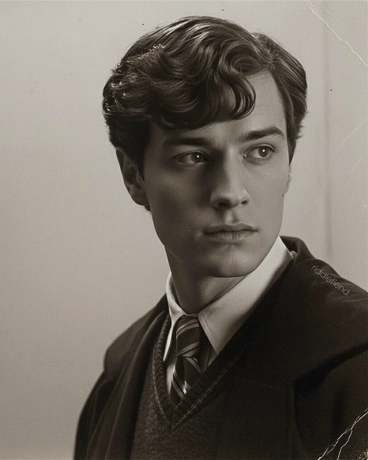 Tom Riddle thumbnail