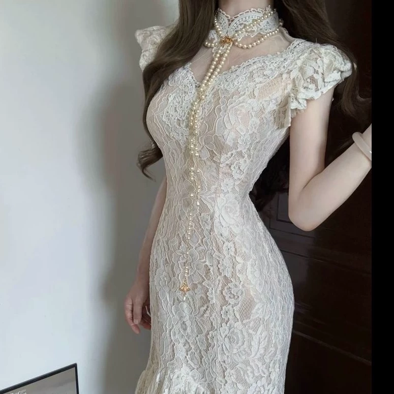 𝒩𝑜𝑒𝓁𝓁𝒾𝓃𝑒 ♡