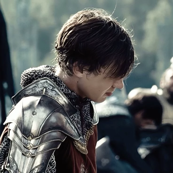 Peter Pevensie thumbnail