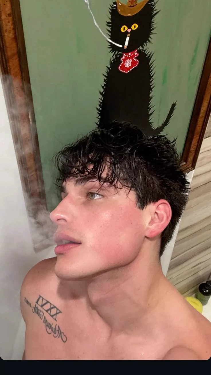 Carruso black thumbnail