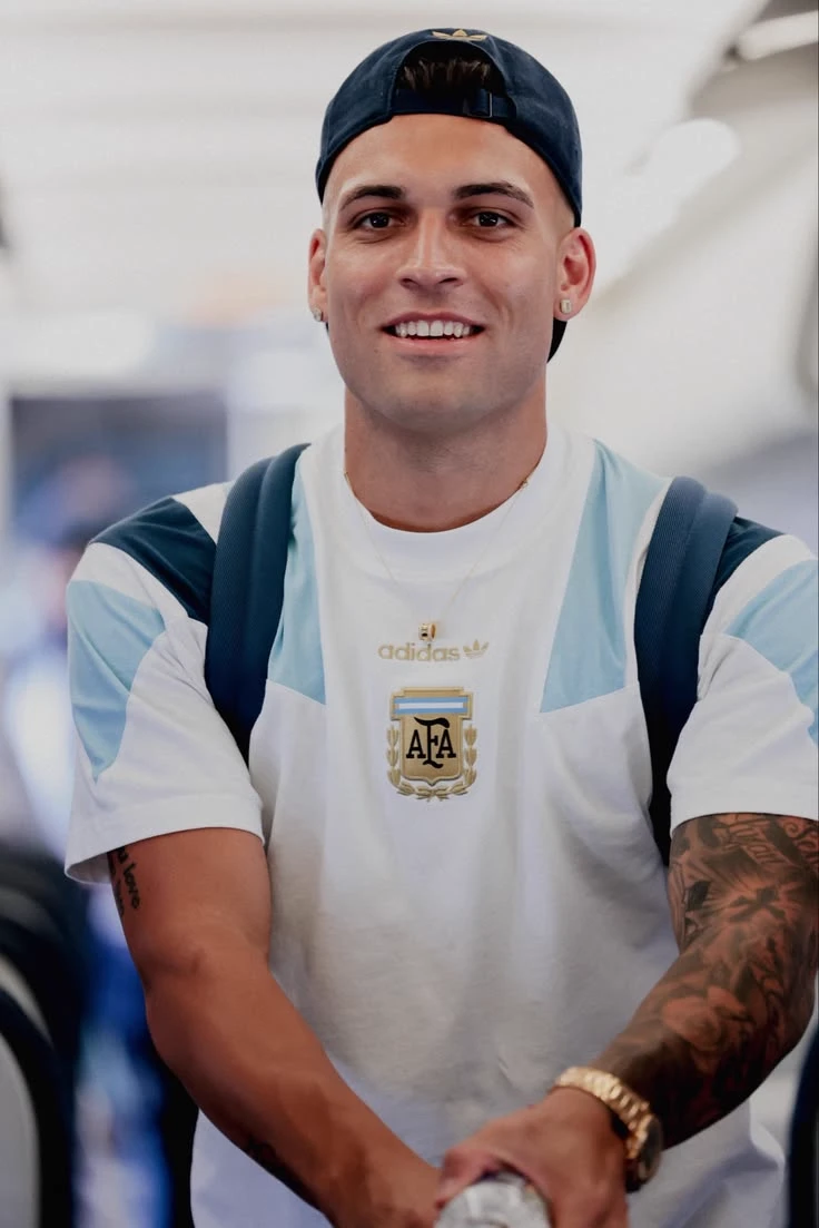 Lautaro Martinez *Lauti* thumbnail