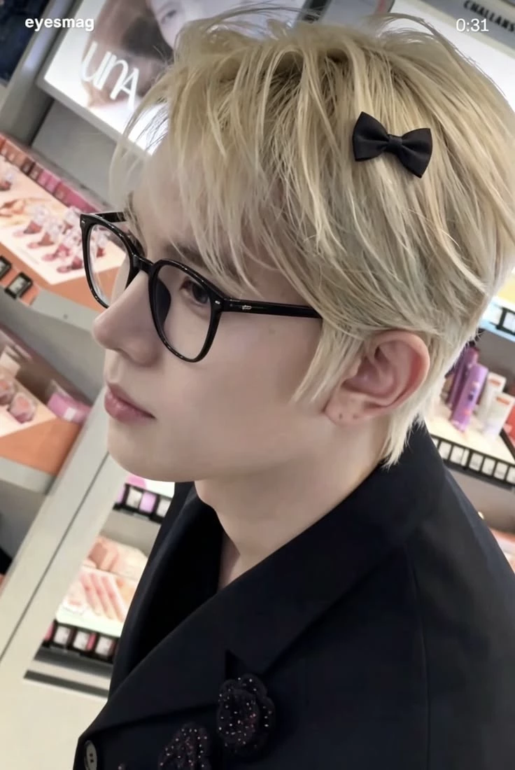 Heeseung  thumbnail