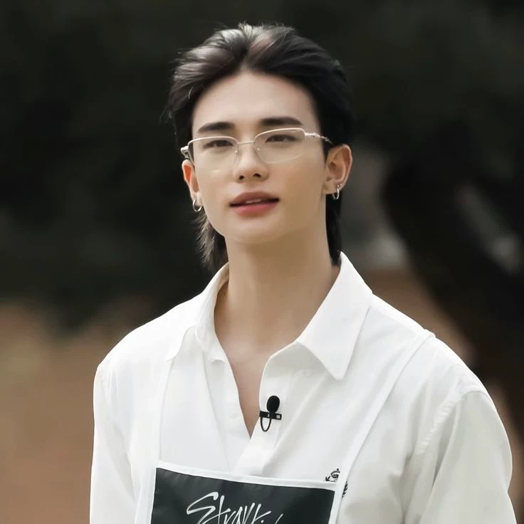 Hyunjin thumbnail