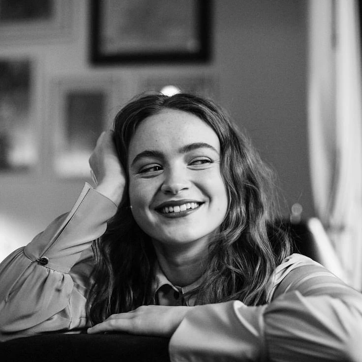 Sadie sink thumbnail