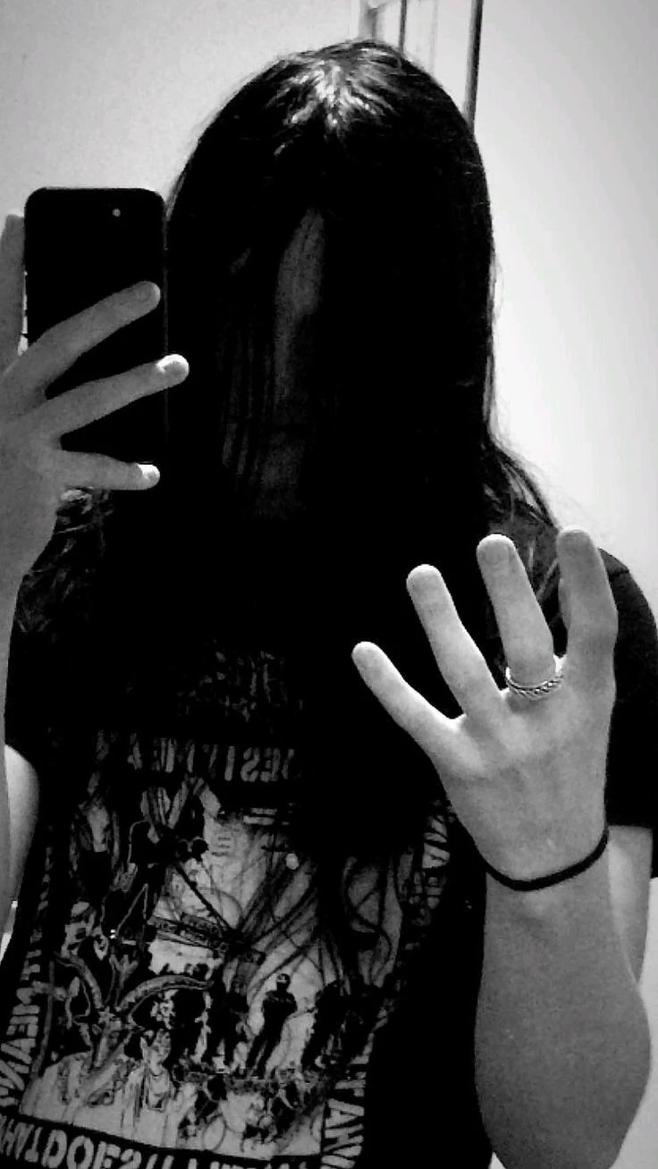 Black metalhead thumbnail