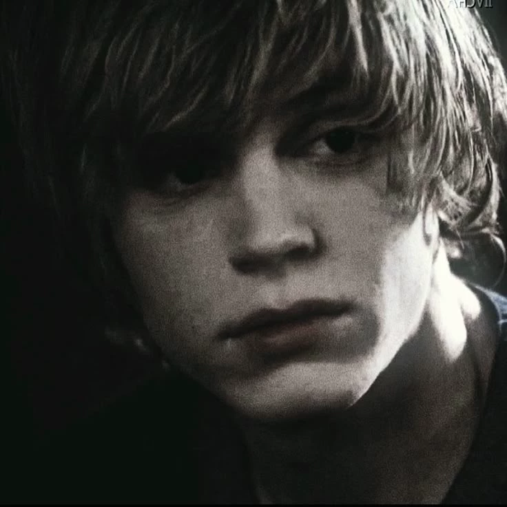 Tate Langdon thumbnail