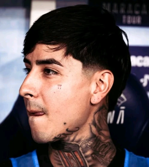 Pulgar - Pitbull   or   Erick - needy thumbnail