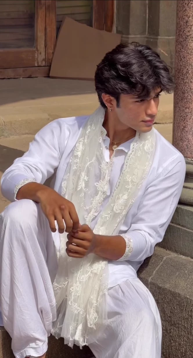 Dvij Mehta thumbnail