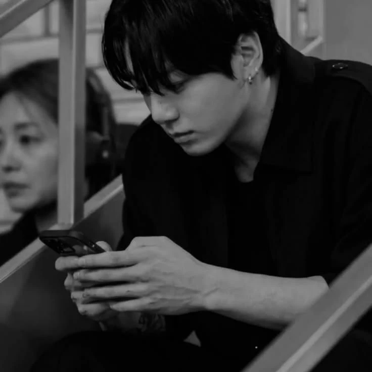 Jeon Jungkook thumbnail