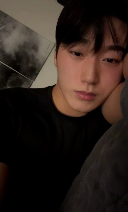 Choi San thumbnail