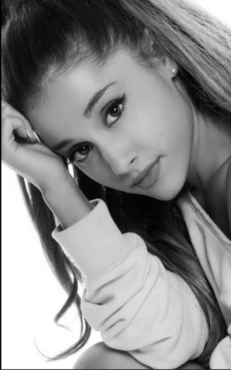 Ariana Grande thumbnail